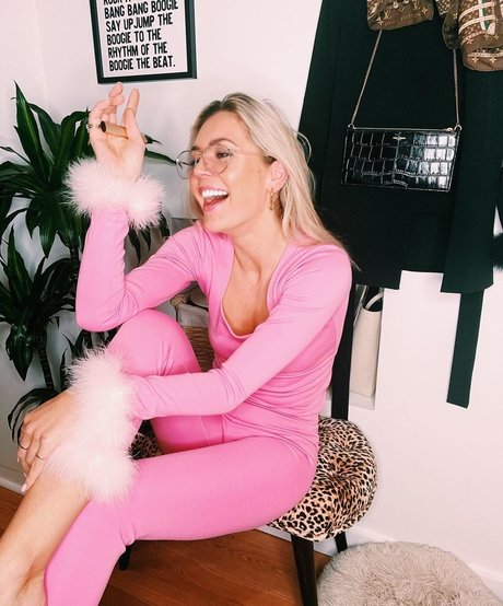 Danni Menzies beste galerien