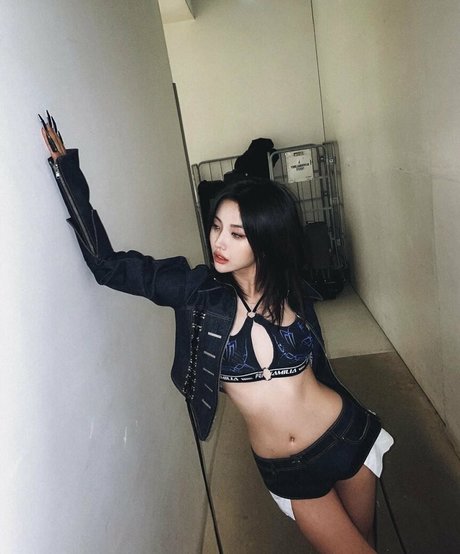 tiny pretty j sexy erwachsene galerien