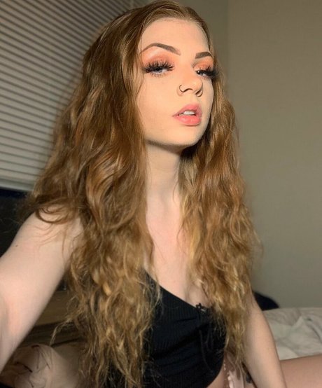 dicke blonde onlyfans exklusive nacktheit galerien