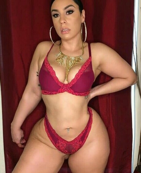 Selene Castle nackte archiv