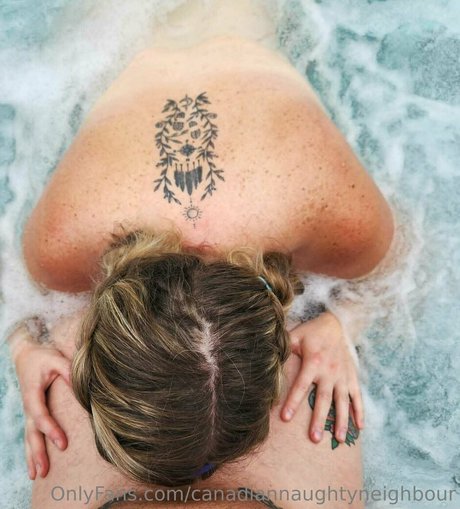 canadiannaughtyneighbour erotische nette bild