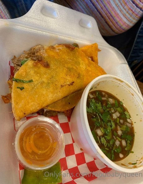 kniebeugenreiten nur fans xxx nackte foto