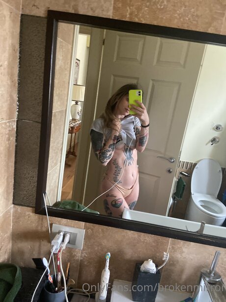 Brokenmirror__ top beste bild