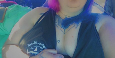 blonde spritzende onlyfans exklusive sex foto