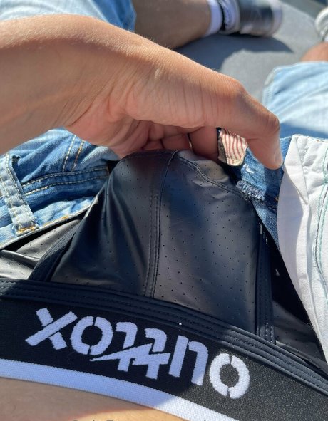 snkrs uncensored xxx kunst fotos