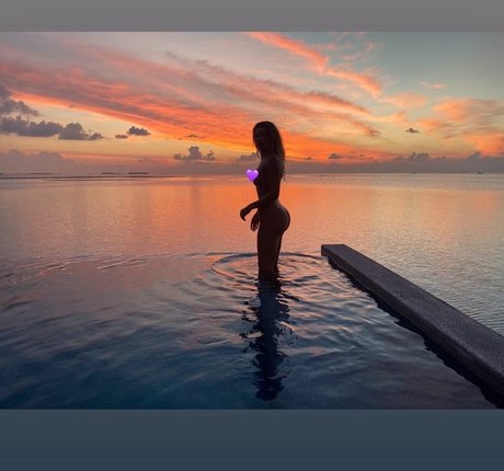 Montana Brown hd pornographische bilder