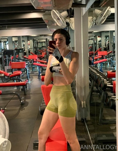 anntallogy top nackte bilder