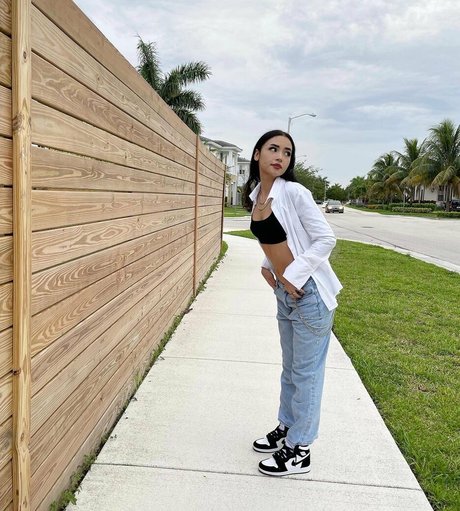 asiatisches teen solo onlyfans hd nackt galerie