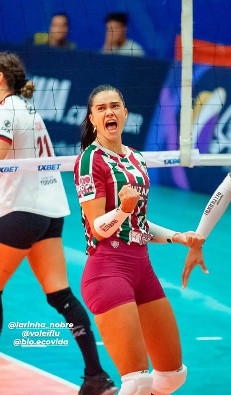 Lara Nobre erwachsene hd bild