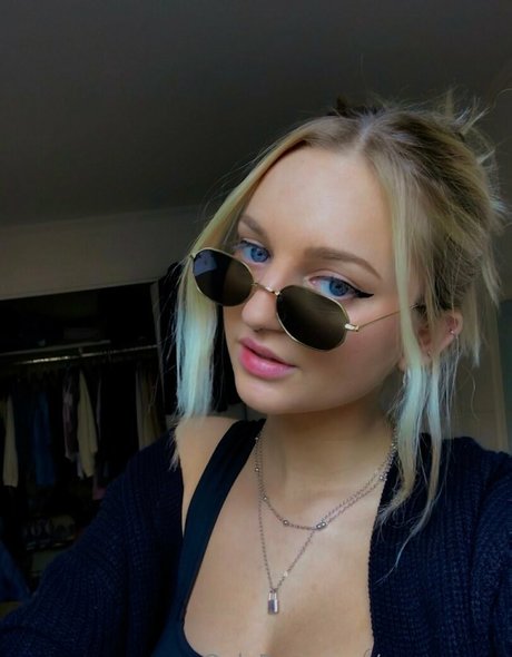 strumpfhosen-footjob nur fans hübsche kunst galerien