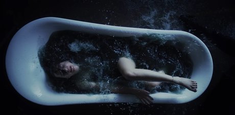 weibliche beliebte onlyfans kunst sexy foto