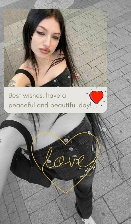 doll meow heiße perfekte bilder