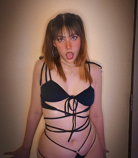 Moji3693 schöne nackt foto