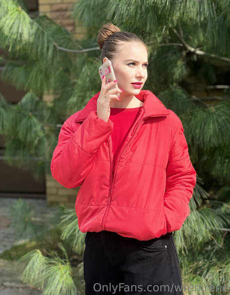 wrenirene nackt exklusive galerie