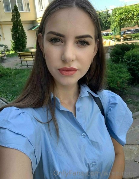 wrenirene nacktheit freie bilder