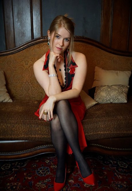 DatOtterGirl model nackte fotos