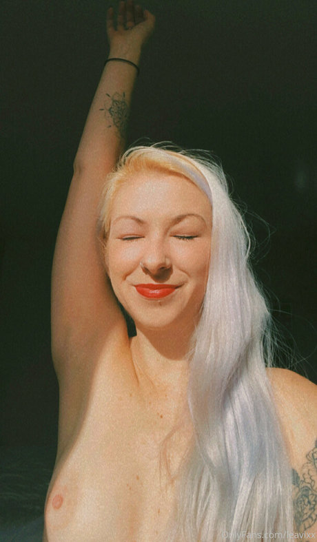 leavixx schauspielerin nackten fotos