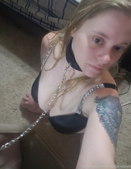 nastacialove model hübsche bild