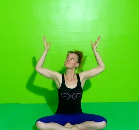 yogadommed model freie archiv