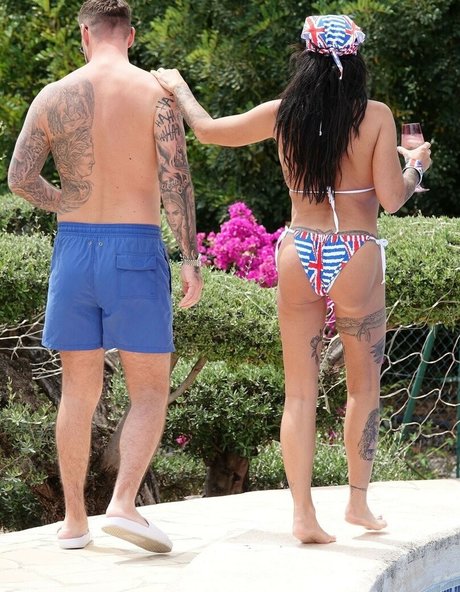 Katie Price freie nackten archiv