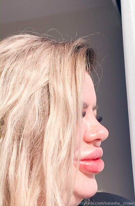 Natasha Crown xxx nette bilder