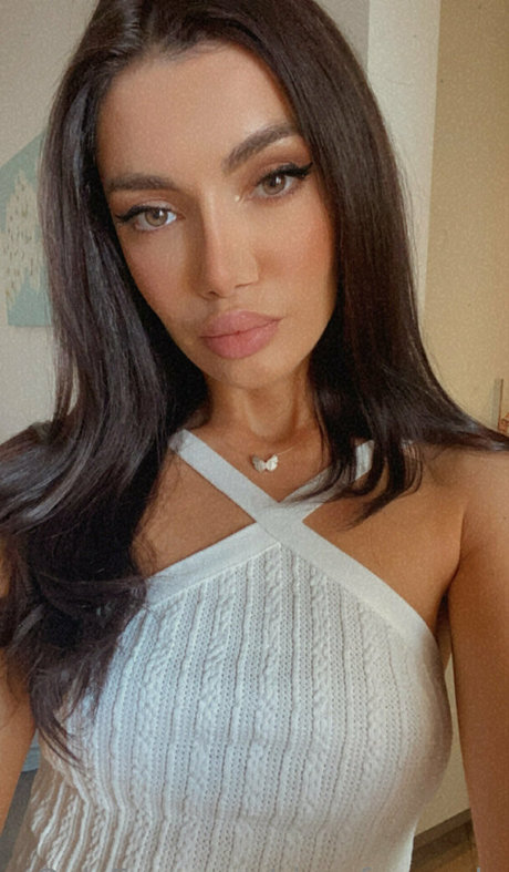 kurviges mädchen von nebenan nur fans hd nackte bild