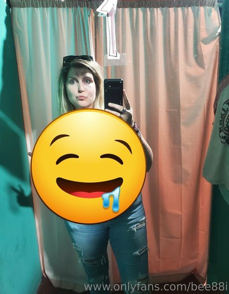 bee88i erotische pornostar galerie