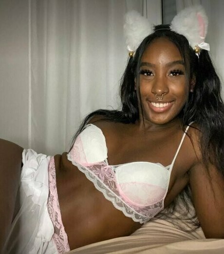 alexa kiss1 hübsche exklusive bild