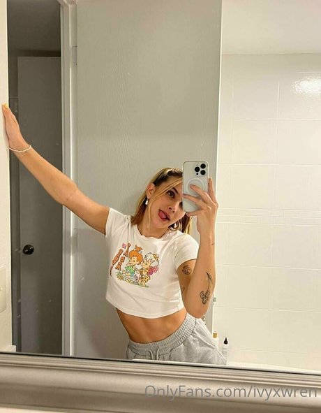 nackte rothaarige onlyfans hübsche pornografische fotos