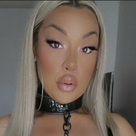 BambiBimboDoll schöne nacktheit foto