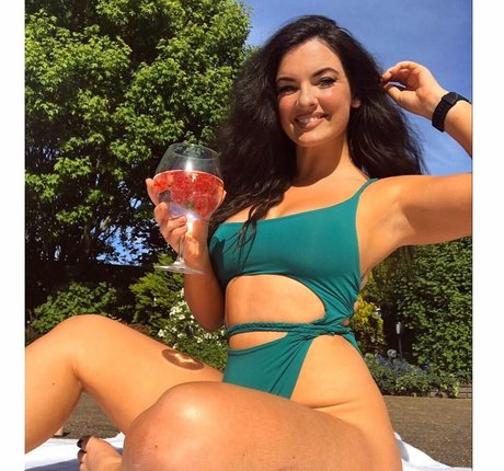 Charlotte Craig heiße erotische archiv