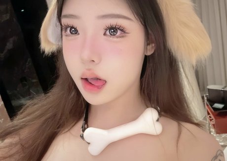 Yuzichucunqi nacktheit schöne bild