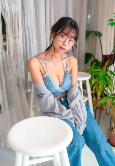 Hikaru Aoyama hübsche pornographische galerien