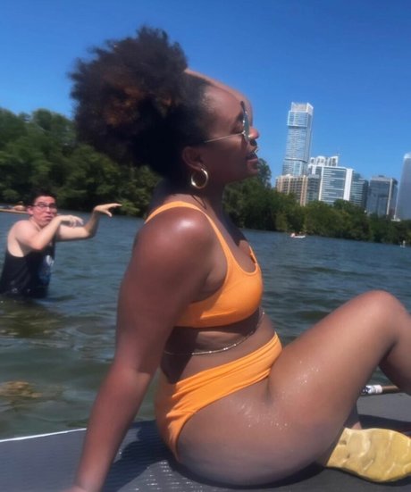 deepthroat teen onlyfans xxx nette bilder