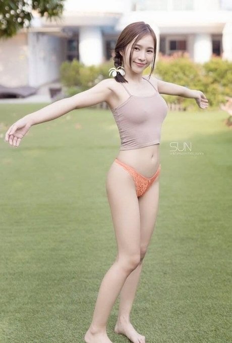 noo sunnly xxx pornostar fotos