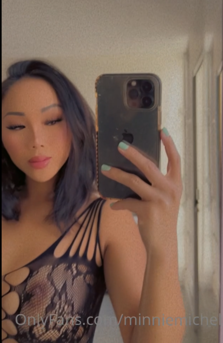 Minnie michele model erotische galerie