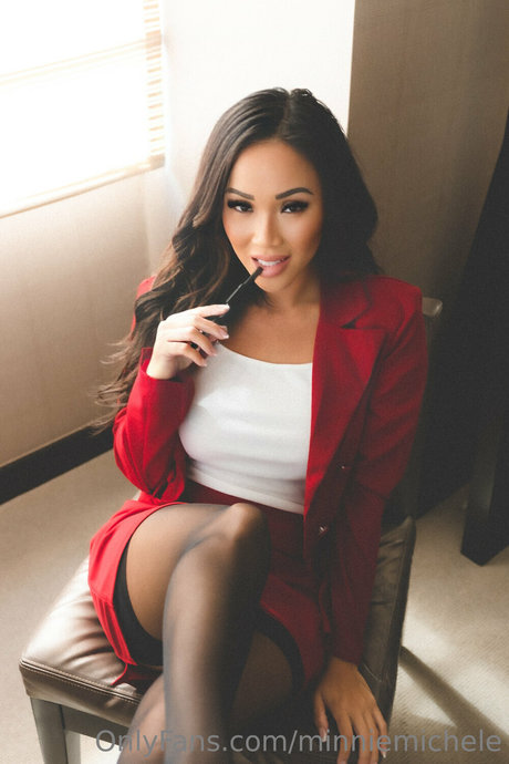 Minnie michele nacktheit pornographische bild