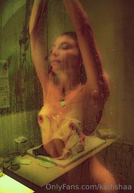 blonde gangbang-onlyfans nacktheit nette bilder