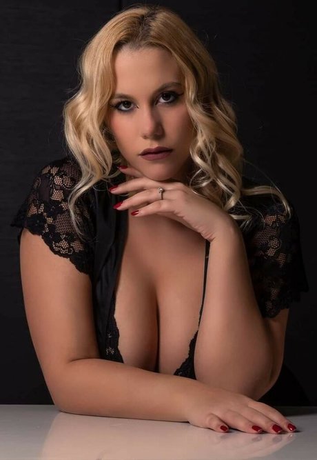 Jennifer Mazza porno schöne fotos