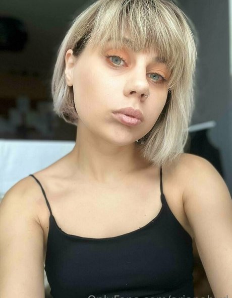 arianabird kostenlose porno foto