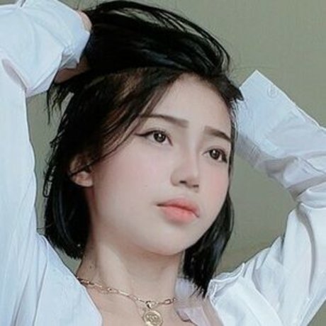 Akari Cos xxx freie bilder