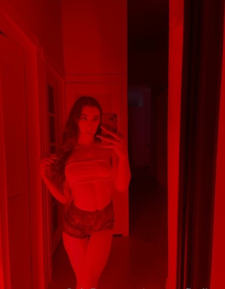 queenofhell xo kunst pornostar galerie