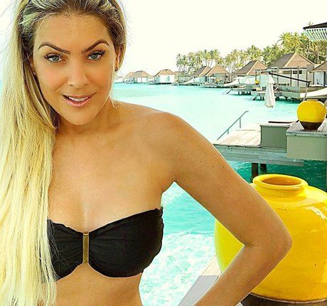 asiatischer dildo onlyfans hd kostenlose bilder