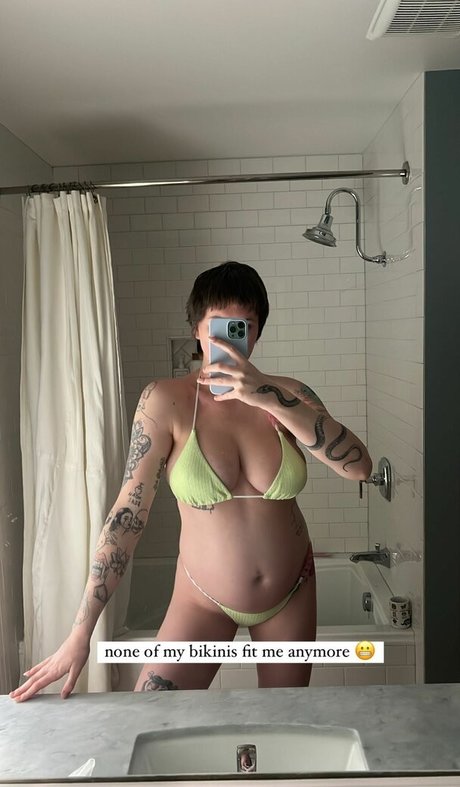 Ireland Baldwin pornostar hübsche galerie