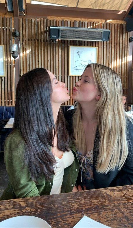 Ireland Baldwin schöne fotos