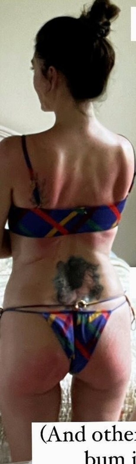 pool-dreier onlyfans nackten bild