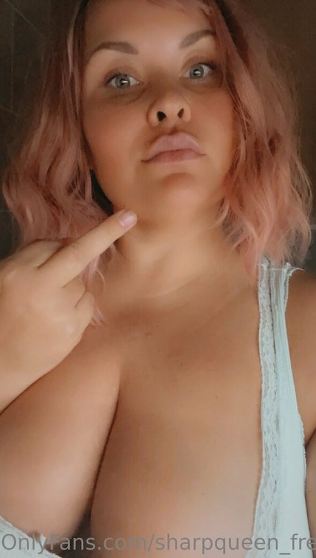 sharpqueen free erwachsene nacktheit bild