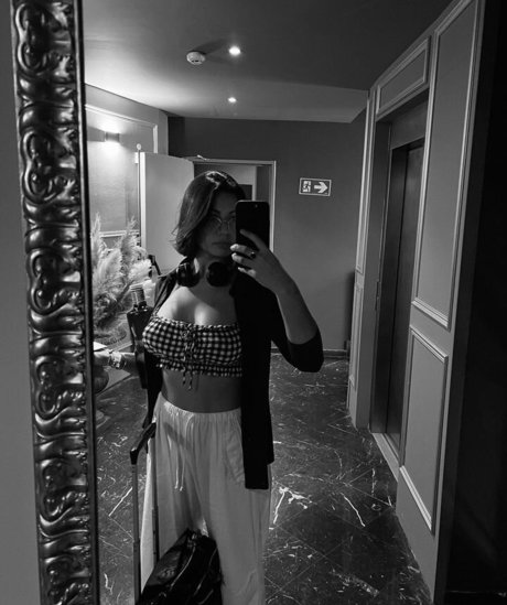 Maria Mood schöne nackten fotos