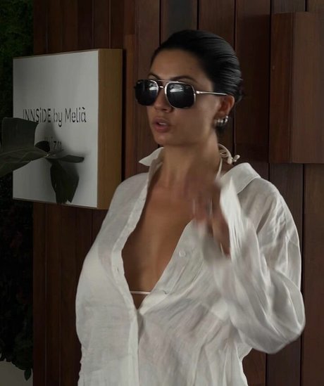 Maria Mood erwachsene freie bild