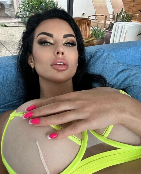 j__gri hübsche akt galerie